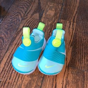 Infant sneakers